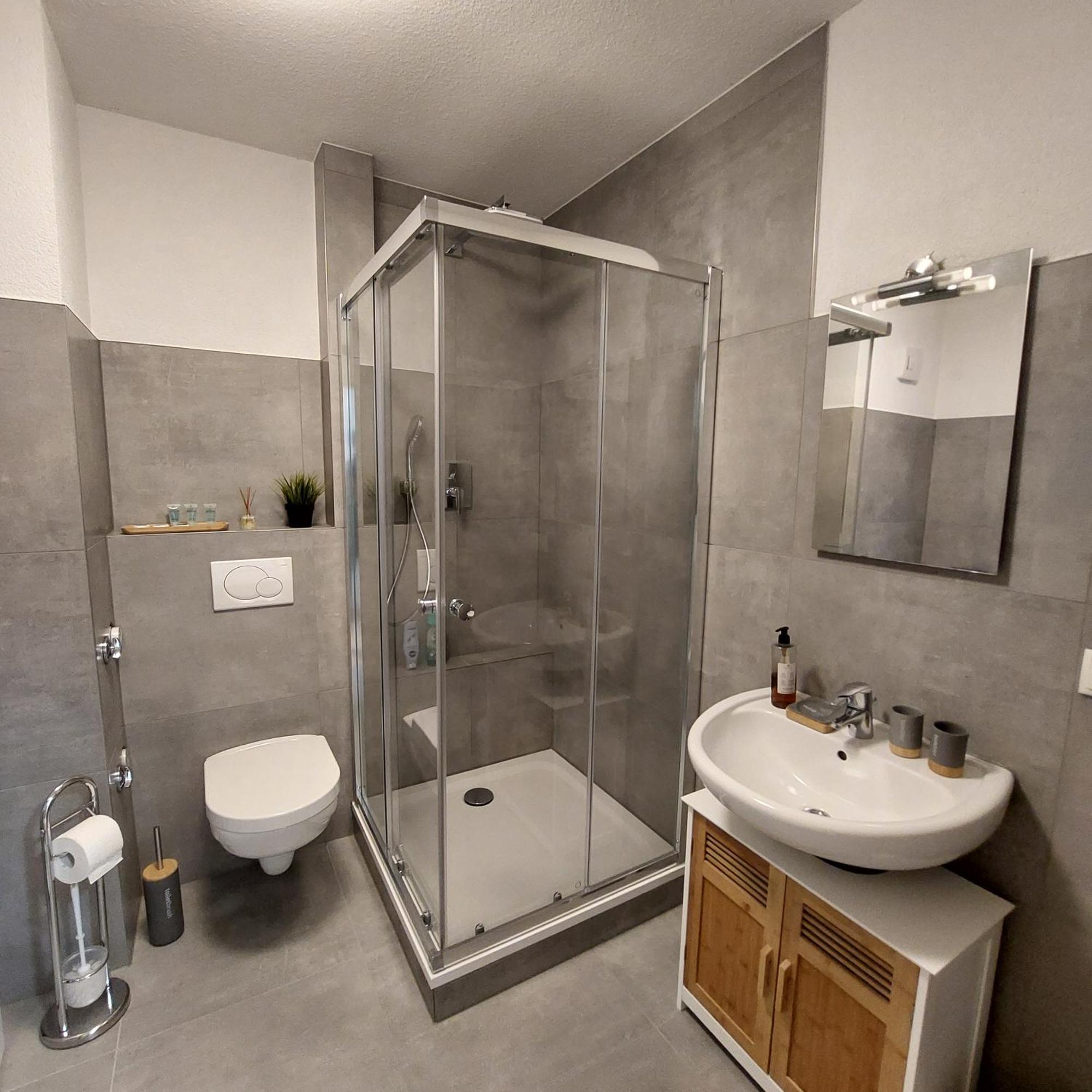 Dehome - Laguna - Stay By Central Station Кобленц Екстериор снимка